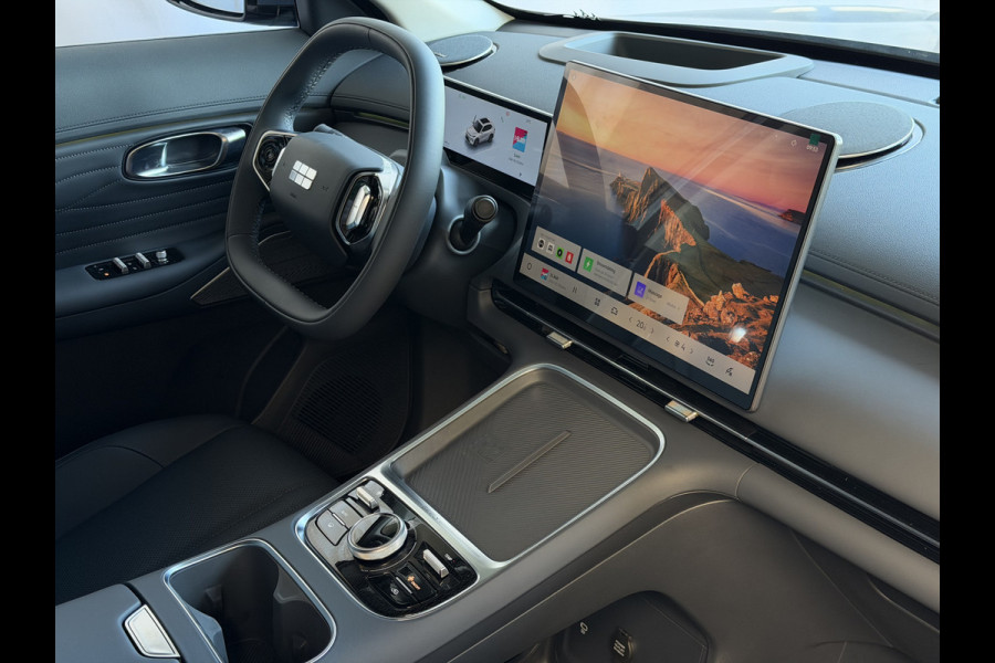 GEELY Starray EM-i MAX+ PHEV LONG RANGE NIEUWE AUTO | 29,8 kWh ACCU | 136 KM WLTP | PANORAMADAK | STOELVERWARMING/KOELING | LEER | MET MASSAGE