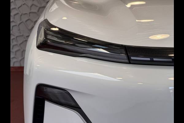 GEELY Starray EM-i MAX+ PHEV LONG RANGE NIEUWE AUTO | 29,8 kWh ACCU | 136 KM WLTP | PANORAMADAK | STOELVERWARMING/KOELING | LEER | MET MASSAGE