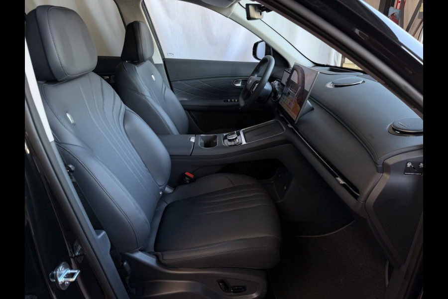GEELY Starray EM-i MAX+ PHEV LONG RANGE NIEUWE AUTO | 29,8 kWh ACCU | 136 KM WLTP | PANORAMADAK | STOELVERWARMING/KOELING | LEER | MET MASSAGE