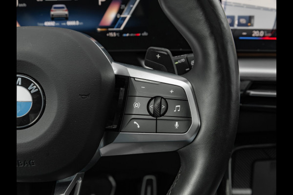 BMW X1 xDrive23i M-Sport - Pano - Trekhaak - Harman Kardon - Adaptief LED