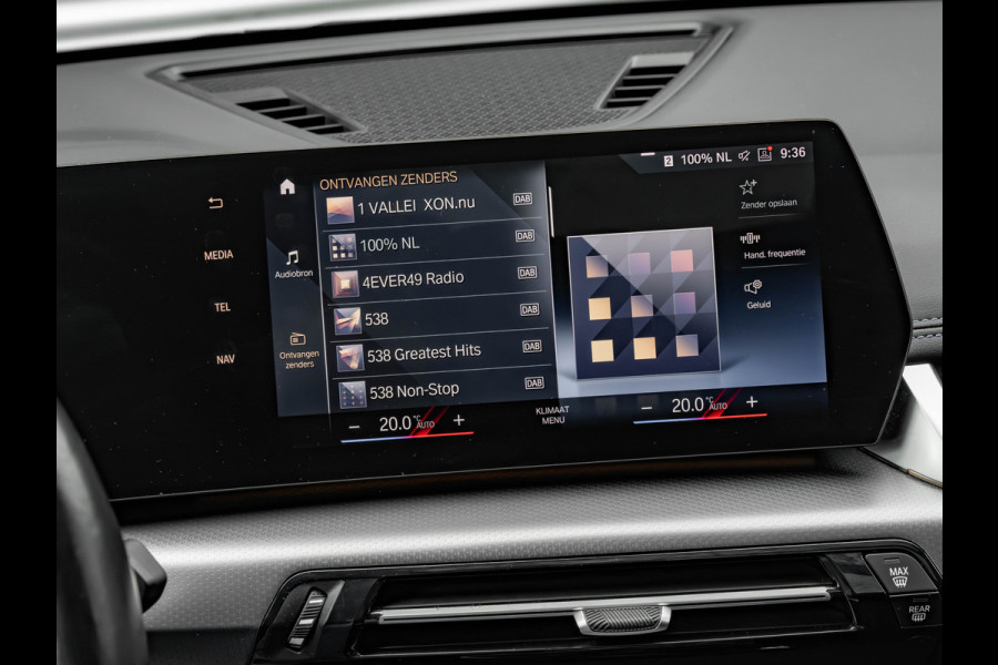 BMW X1 xDrive23i M-Sport - Pano - Trekhaak - Harman Kardon - Adaptief LED