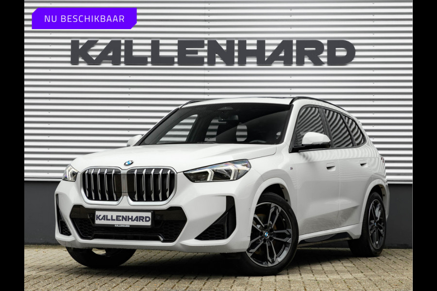BMW X1 xDrive23i M-Sport - Pano - Trekhaak - Harman Kardon - Adaptief LED