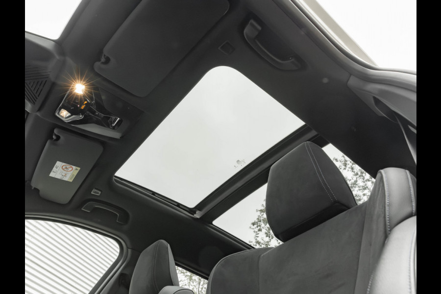 BMW X1 xDrive23i M-Sport - Pano - Trekhaak - Harman Kardon - Adaptief LED