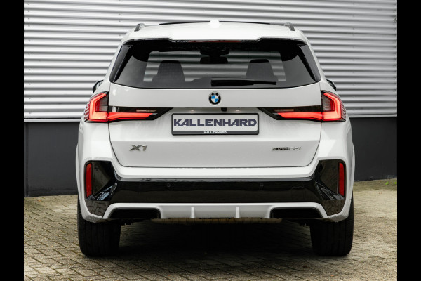 BMW X1 xDrive23i M-Sport - Pano - Trekhaak - Harman Kardon - Adaptief LED