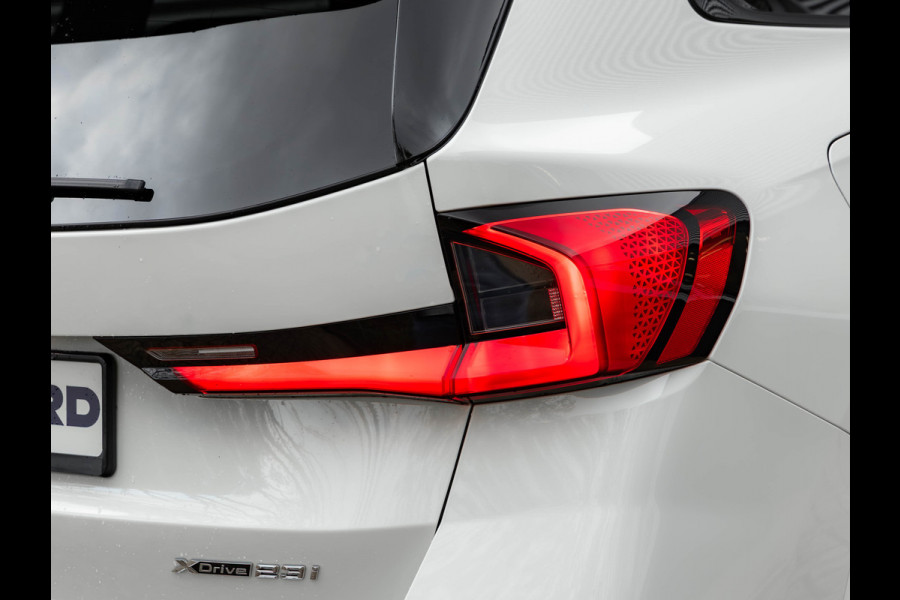BMW X1 xDrive23i M-Sport - Pano - Trekhaak - Harman Kardon - Adaptief LED