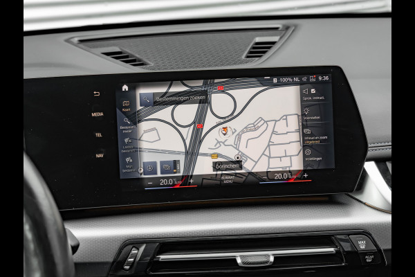 BMW X1 xDrive23i M-Sport - Pano - Trekhaak - Harman Kardon - Adaptief LED