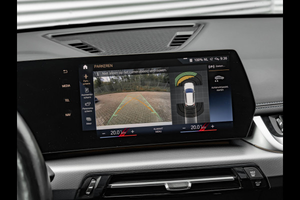 BMW X1 xDrive23i M-Sport - Pano - Trekhaak - Harman Kardon - Adaptief LED