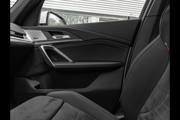 BMW X1 xDrive23i M-Sport - Pano - Trekhaak - Harman Kardon - Adaptief LED