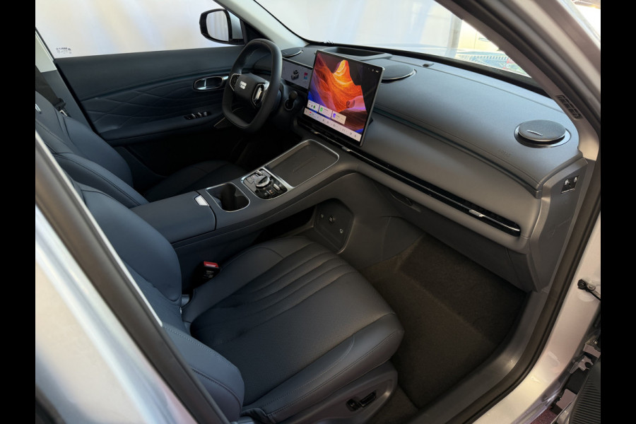 GEELY Starray EM-i MAX+ PHEV LONG RANGE NIEUWE AUTO | 29,8 kWh ACCU | 136 KM WLTP | PANORAMADAK | STOELVERWARMING/KOELING | LEER | MET MASSAGE