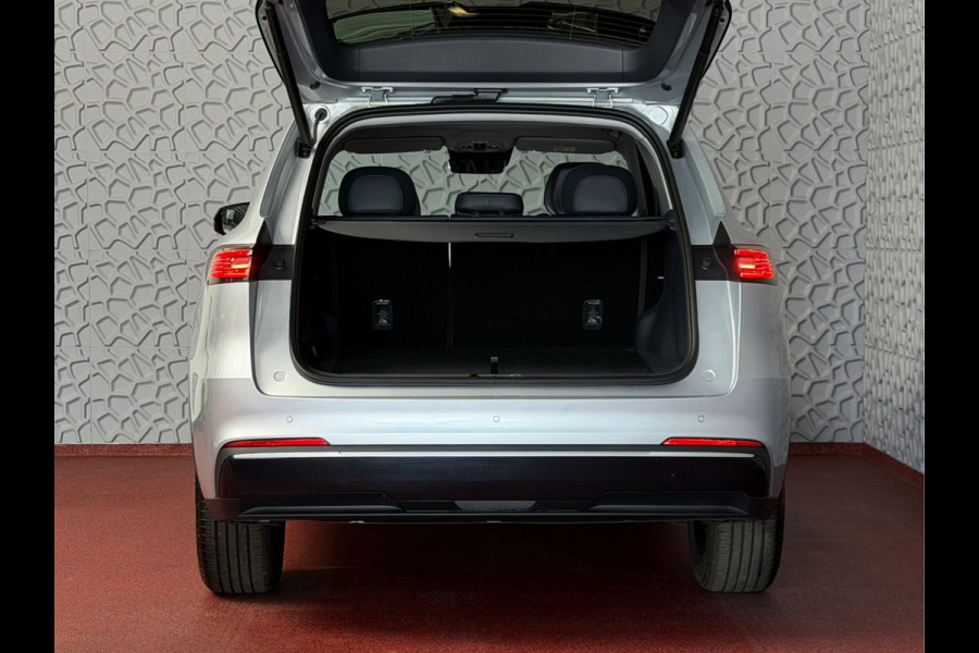 GEELY Starray EM-i MAX+ PHEV LONG RANGE NIEUWE AUTO | 29,8 kWh ACCU | 136 KM WLTP | PANORAMADAK | STOELVERWARMING/KOELING | LEER | MET MASSAGE