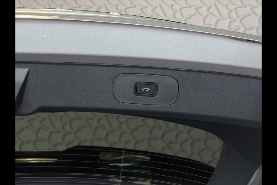 GEELY Starray EM-i MAX+ PHEV LONG RANGE NIEUWE AUTO | 29,8 kWh ACCU | 136 KM WLTP | PANORAMADAK | STOELVERWARMING/KOELING | LEER | MET MASSAGE