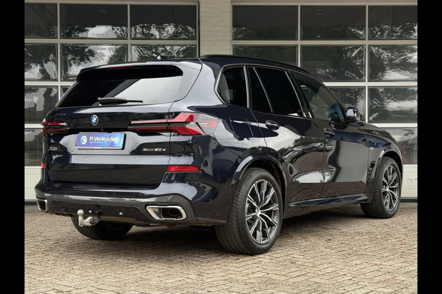 BMW X5 xDrive50e M SPORT | PANORAMA | HARMAN KARDON | DRIVING ASS. PROFF | TREKHAAK | COMFORT STOELEN |