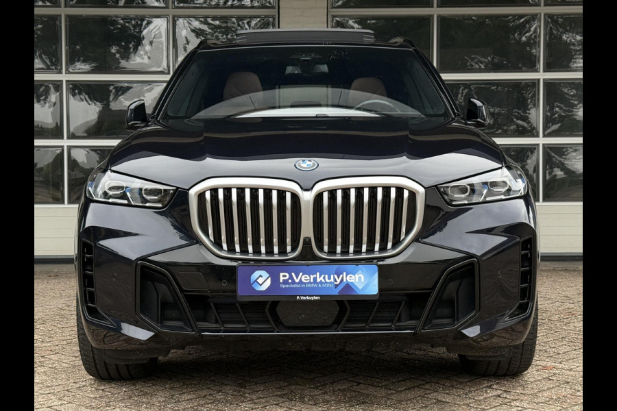BMW X5 xDrive50e M SPORT | PANORAMA | HARMAN KARDON | DRIVING ASS. PROFF | TREKHAAK | COMFORT STOELEN |