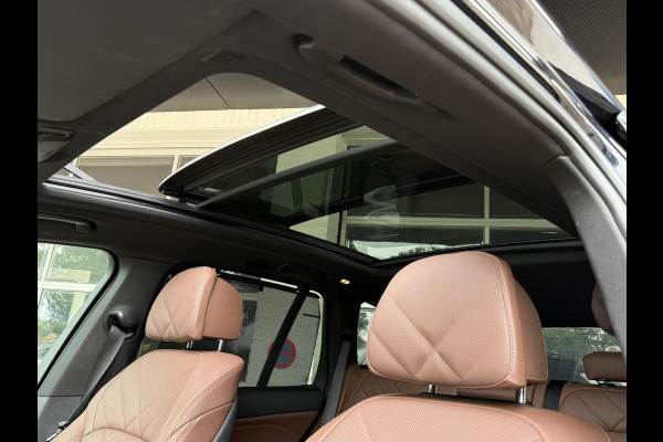 BMW X5 xDrive50e M SPORT | PANORAMA | HARMAN KARDON | DRIVING ASS. PROFF | TREKHAAK | COMFORT STOELEN |