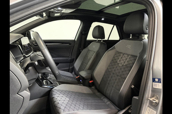 Volkswagen T-Roc 1.5 eTsi R-Line Automaat Climate control Adaptieve cruise control Panoramadak LED Navigatie Achteruitrijcamera Parkeersensoren Apple Carplay/ Android Auto Radio