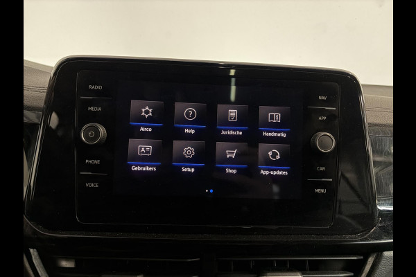 Volkswagen T-Roc 1.5 eTsi R-Line Automaat Climate control Adaptieve cruise control Panoramadak LED Navigatie Achteruitrijcamera Parkeersensoren Apple Carplay/ Android Auto Radio