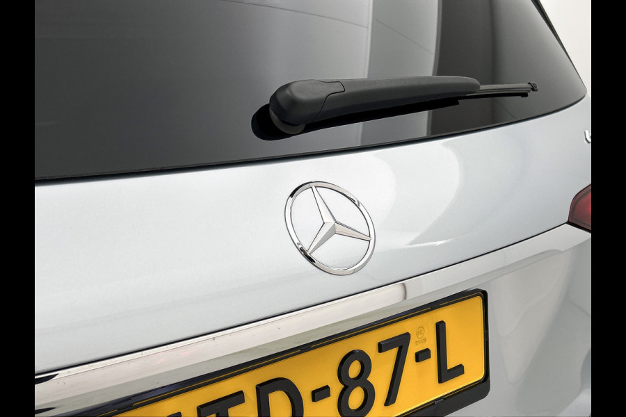 Mercedes-Benz GLE 400 e 4MATIC AMG Plug-In Hybride Trekhaak | AMG Line | Night Pakket | Airmatic | Panorama Schuif-Kanteldak | Memory Voorstoelen. Inclusief 24 maanden Mercedes-Benz Certified garantie voor Europa.
