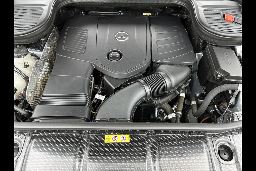 Mercedes-Benz GLE 400 e 4MATIC AMG Plug-In Hybride Trekhaak | AMG Line | Night Pakket | Airmatic | Panorama Schuif-Kanteldak | Memory Voorstoelen. Inclusief 24 maanden Mercedes-Benz Certified garantie voor Europa.