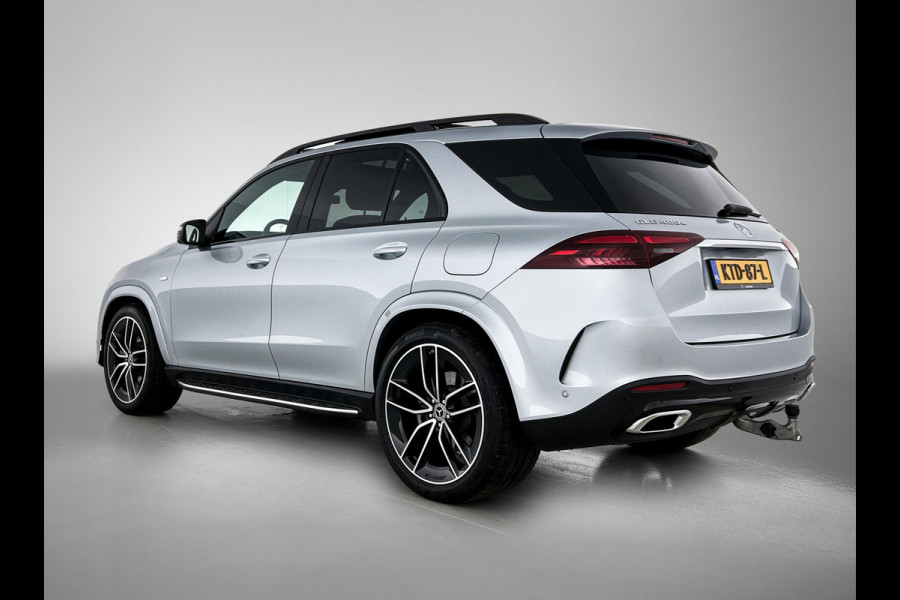 Mercedes-Benz GLE 400 e 4MATIC AMG Plug-In Hybride Trekhaak | AMG Line | Night Pakket | Airmatic | Panorama Schuif-Kanteldak | Memory Voorstoelen. Inclusief 24 maanden Mercedes-Benz Certified garantie voor Europa.