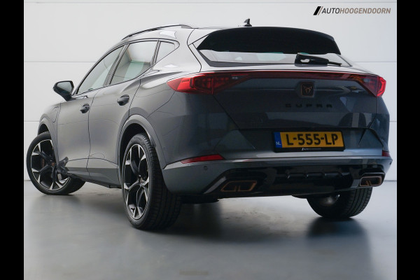 CUPRA Formentor 1.4 e-Hybrid VZ Performance 245pk (APPLE CARPLAY,PANORAMADAK,SFEERVERLICHTING,STUUR-STOELVERWARMING,TREKHAAK))