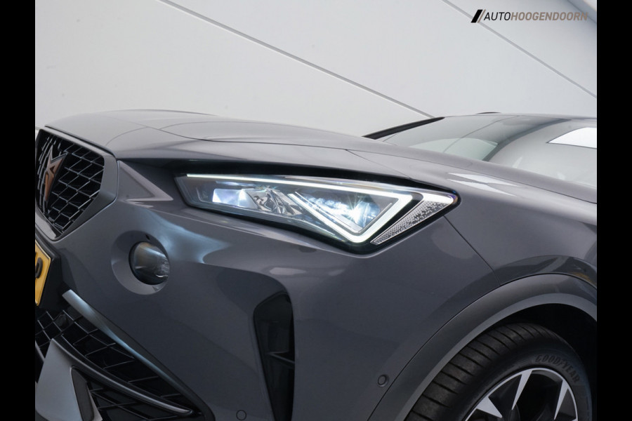CUPRA Formentor 1.4 e-Hybrid VZ Performance 245pk (APPLE CARPLAY,PANORAMADAK,SFEERVERLICHTING,STUUR-STOELVERWARMING,TREKHAAK))