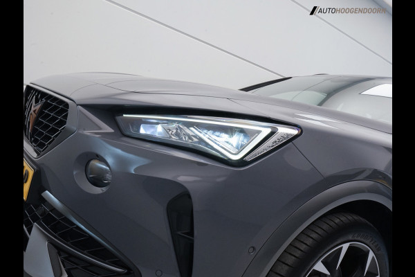 CUPRA Formentor 1.4 e-Hybrid VZ Performance 245pk (APPLE CARPLAY,PANORAMADAK,SFEERVERLICHTING,STUUR-STOELVERWARMING,TREKHAAK))