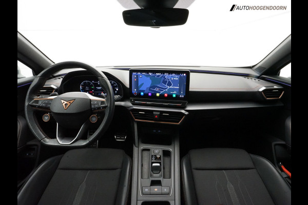 CUPRA Formentor 1.4 e-Hybrid VZ Performance 245pk (APPLE CARPLAY,PANORAMADAK,SFEERVERLICHTING,STUUR-STOELVERWARMING,TREKHAAK))