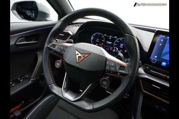 CUPRA Formentor 1.4 e-Hybrid VZ Performance 245pk (APPLE CARPLAY,PANORAMADAK,SFEERVERLICHTING,STUUR-STOELVERWARMING,TREKHAAK))