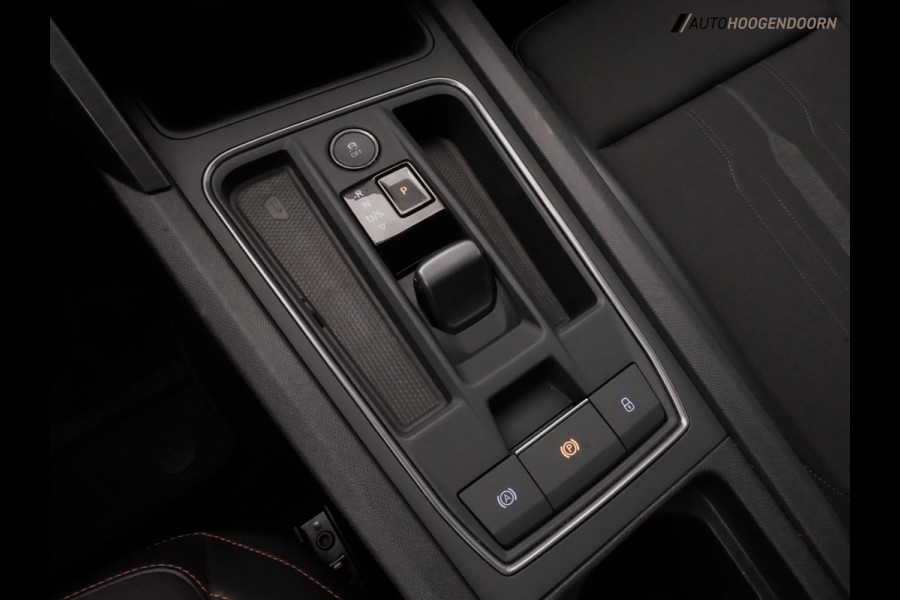 CUPRA Formentor 1.4 e-Hybrid VZ Performance 245pk (APPLE CARPLAY,PANORAMADAK,SFEERVERLICHTING,STUUR-STOELVERWARMING,TREKHAAK))