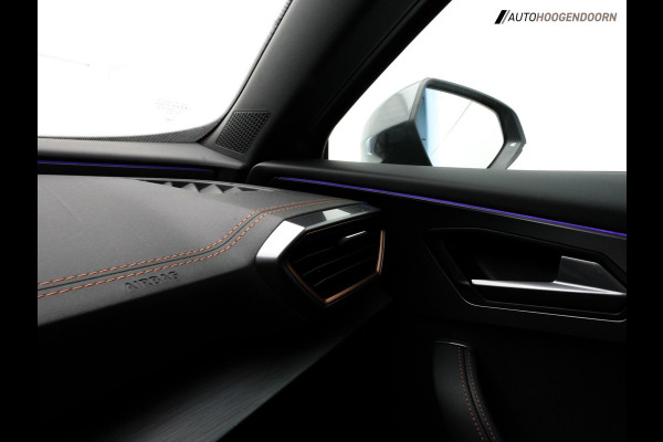 CUPRA Formentor 1.4 e-Hybrid VZ Performance 245pk (APPLE CARPLAY,PANORAMADAK,SFEERVERLICHTING,STUUR-STOELVERWARMING,TREKHAAK))