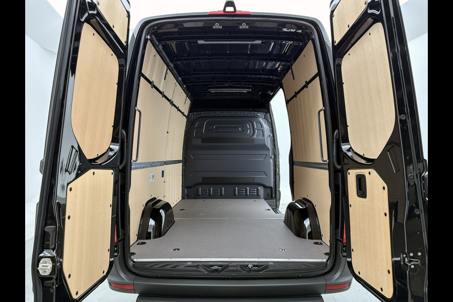 Mercedes-Benz Sprinter 319 1.9 CDI L2H2 Pro Navigatie Parkeerpakket Stoelverwarming Trekhaak Led high performance