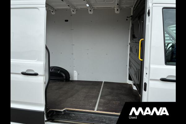 Volkswagen Crafter 35 2.0 TDI 140 pk L3H3 Automaat Carplay Cruise Sensoren