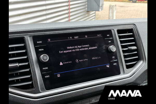 Volkswagen Crafter 35 2.0 TDI 140 pk L3H3 Automaat Carplay Cruise Sensoren