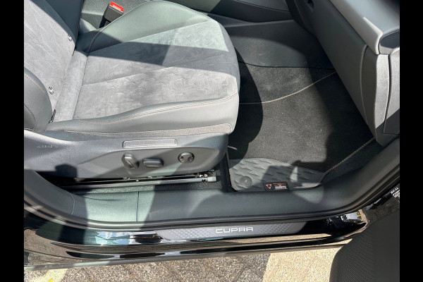 CUPRA Terramar 1.5 TSI e-Hybrid KEYLESS | CAMERA | SFEERVERLICHTING | VIRTUAL COCKPIT | CARPLAY | BTW