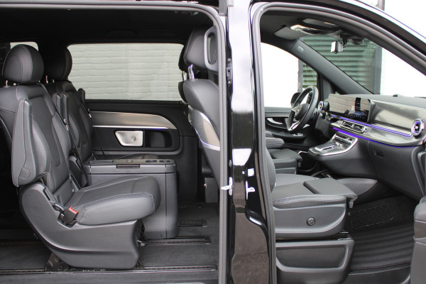 Mercedes-Benz V-Klasse 300d / XXL / AMG / Exclusive / 4-Matic / 7-Pers / Luchtv / Elec Stoelen / Burmester / NIEUWSTAAT