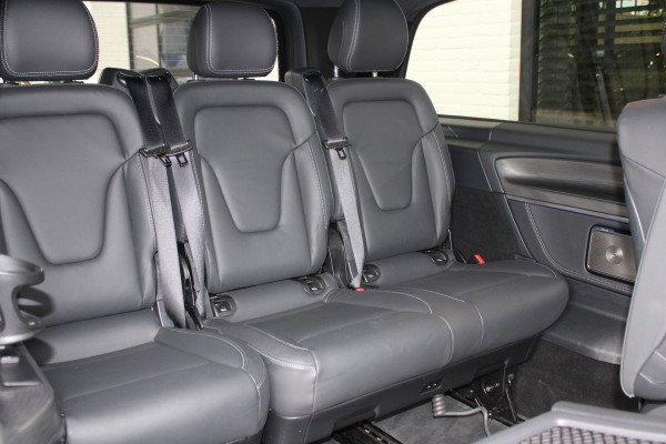Mercedes-Benz V-Klasse 300d / XXL / AMG / Exclusive / 4-Matic / 7-Pers / Luchtv / Elec Stoelen / Burmester / NIEUWSTAAT