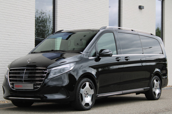 Mercedes-Benz V-Klasse 300d / XXL / AMG / Exclusive / 4-Matic / 7-Pers / Luchtv / Elec Stoelen / Burmester / NIEUWSTAAT