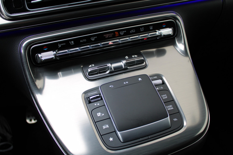 Mercedes-Benz V-Klasse 300d / XXL / AMG / Exclusive / 4-Matic / 7-Pers / Luchtv / Elec Stoelen / Burmester / NIEUWSTAAT
