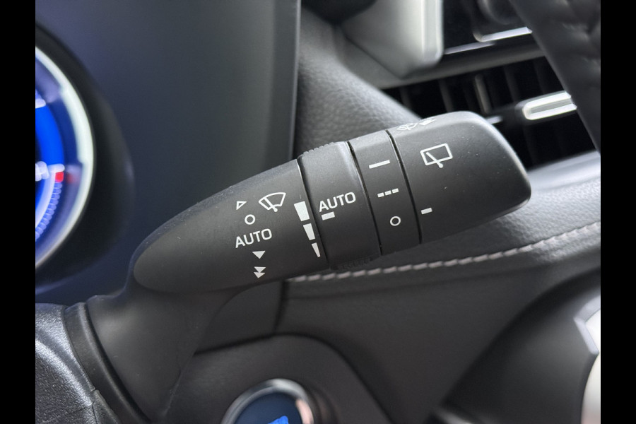 Toyota RAV4 2.5I Hybride Leer+Verwarming+Memory Adap.Cruise Navi Camera Ecc Apple Carplay Android Auto Miracast™ Elek.Achterklep Active Stuur+Voorruit+Achterbankverwarming Keyless Lane Assist Privacy Glas Lmv Elek.Stoel Bluetooth Led