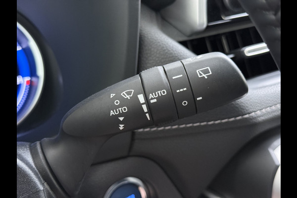 Toyota RAV4 2.5I Hybride Leer+Verwarming+Memory Adap.Cruise Navi Camera Ecc Apple Carplay Android Auto Miracast™ Elek.Achterklep Active Stuur+Voorruit+Achterbankverwarming Keyless Lane Assist Privacy Glas Lmv Elek.Stoel Bluetooth Led