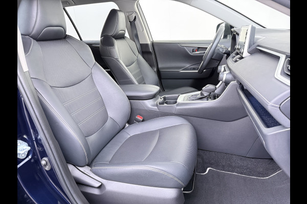 Toyota RAV4 2.5I Hybride Leer+Verwarming+Memory Adap.Cruise Navi Camera Ecc Apple Carplay Android Auto Miracast™ Elek.Achterklep Active Stuur+Voorruit+Achterbankverwarming Keyless Lane Assist Privacy Glas Lmv Elek.Stoel Bluetooth Led