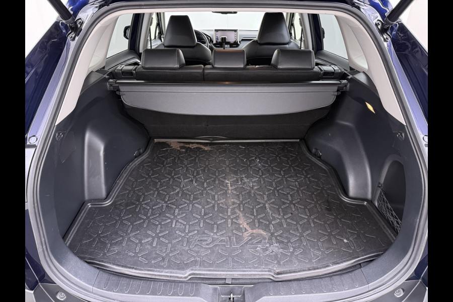 Toyota RAV4 2.5I Hybride Leer+Verwarming+Memory Adap.Cruise Navi Camera Ecc Apple Carplay Android Auto Miracast™ Elek.Achterklep Active Stuur+Voorruit+Achterbankverwarming Keyless Lane Assist Privacy Glas Lmv Elek.Stoel Bluetooth Led