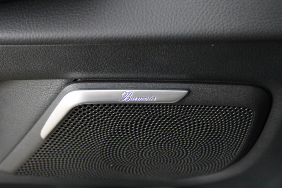 Mercedes-Benz V-Klasse 300d / XXL / DC / AMG / Exclusive / 4-Matic / Luchtv / Elec Stoelen / Burmester / NIEUWSTAAT