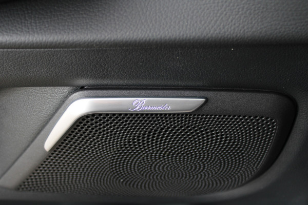 Mercedes-Benz V-Klasse 300d / XXL / DC / AMG / Exclusive / 4-Matic / Luchtv / Elec Stoelen / Burmester / NIEUWSTAAT