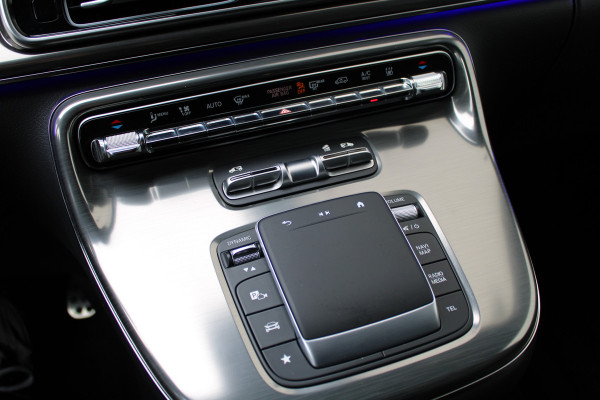 Mercedes-Benz V-Klasse 300d / XXL / DC / AMG / Exclusive / 4-Matic / Luchtv / Elec Stoelen / Burmester / NIEUWSTAAT