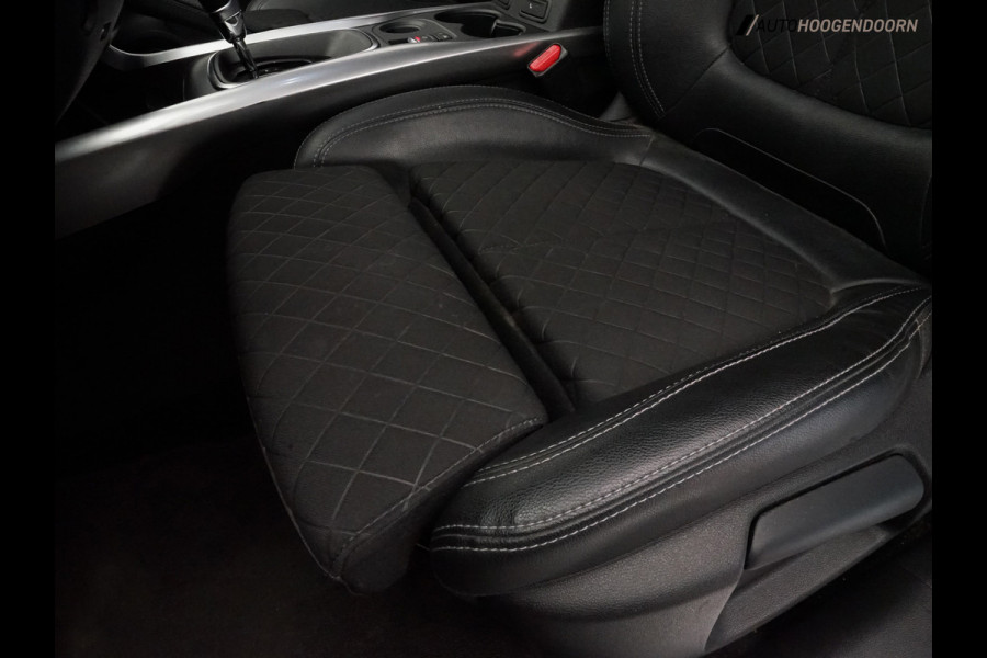 Renault Kadjar 1.3 TCe Intens (APPLE CARPLAY,KEYLESS,DODEHOEK,COMFORT-STOELEN,STOELVERWARMING,CAMERA,TREKHAAK,LM-VELGEN)
