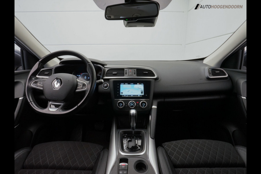 Renault Kadjar 1.3 TCe Intens (APPLE CARPLAY,KEYLESS,DODEHOEK,COMFORT-STOELEN,STOELVERWARMING,CAMERA,TREKHAAK,LM-VELGEN)