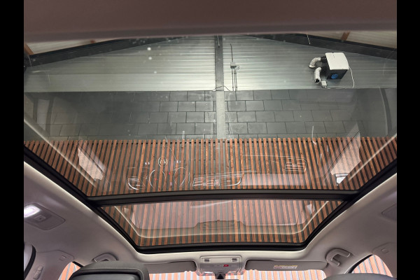 Volkswagen Touran 1.5 TSI AUT. Comfortline Business 7p NAVI-PANO-PDC-CAMERA-STOELVERW. -TREKHAAK