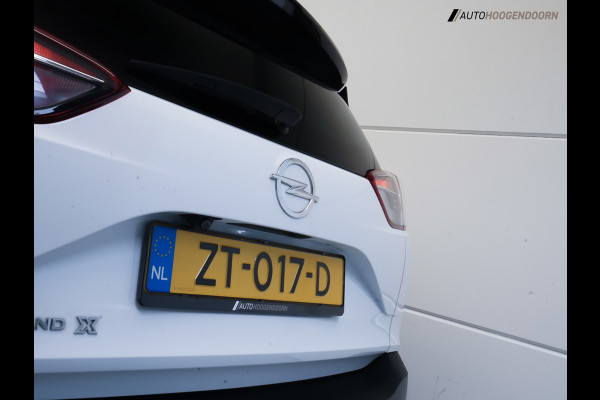 Opel Crossland X 1.2 Turbo Online Edition Sport (APPLE CARPLAY,LANE ASSIST,STUUR-STOELVERWARMING,KEYLESS,CAMERA,CRUISE,LM-VELGEN)