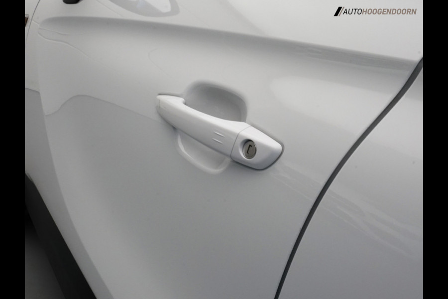 Opel Crossland X 1.2 Turbo Online Edition Sport (APPLE CARPLAY,LANE ASSIST,STUUR-STOELVERWARMING,KEYLESS,CAMERA,CRUISE,LM-VELGEN)
